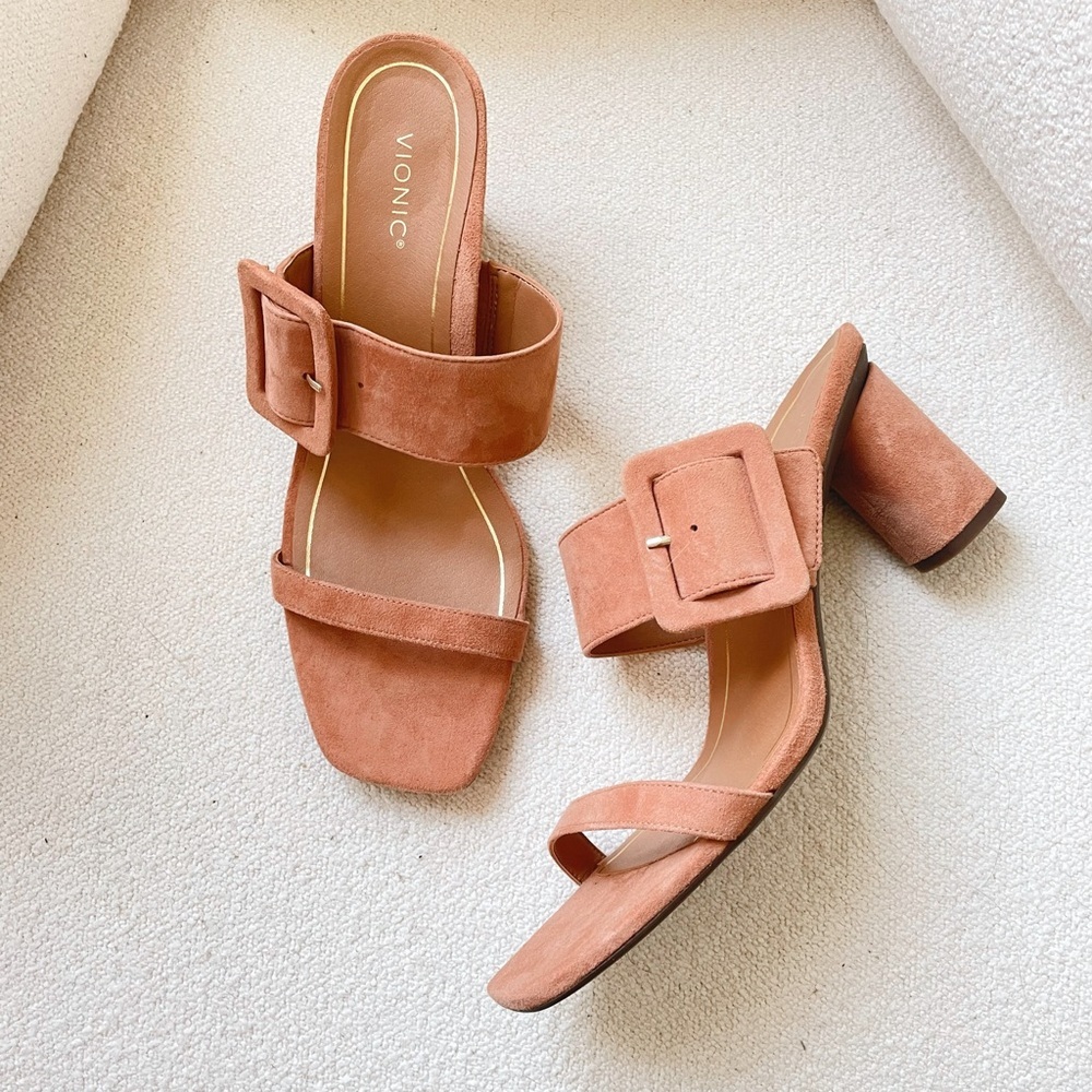 Vionic Women's Tan Heeled Sandals